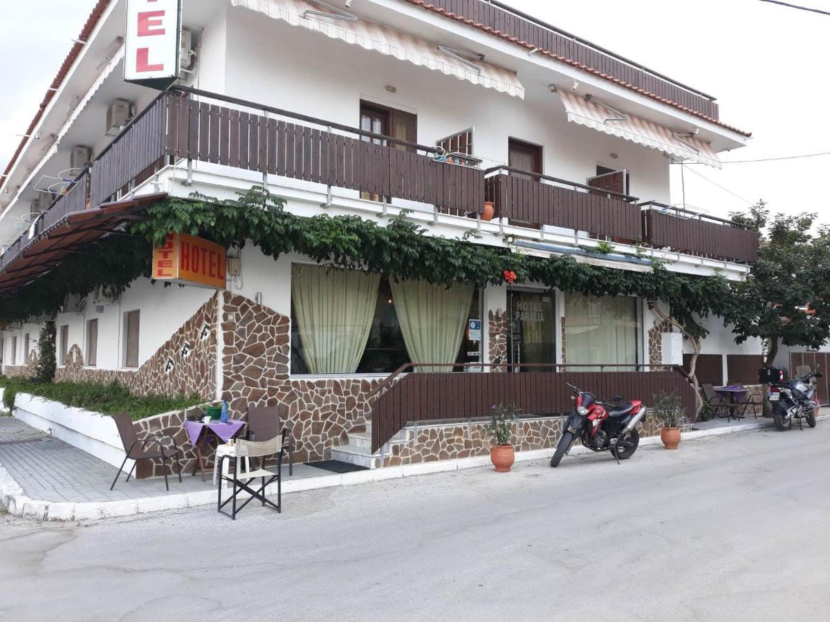 Hotel Paralia Nea Karvali Kültér fotó