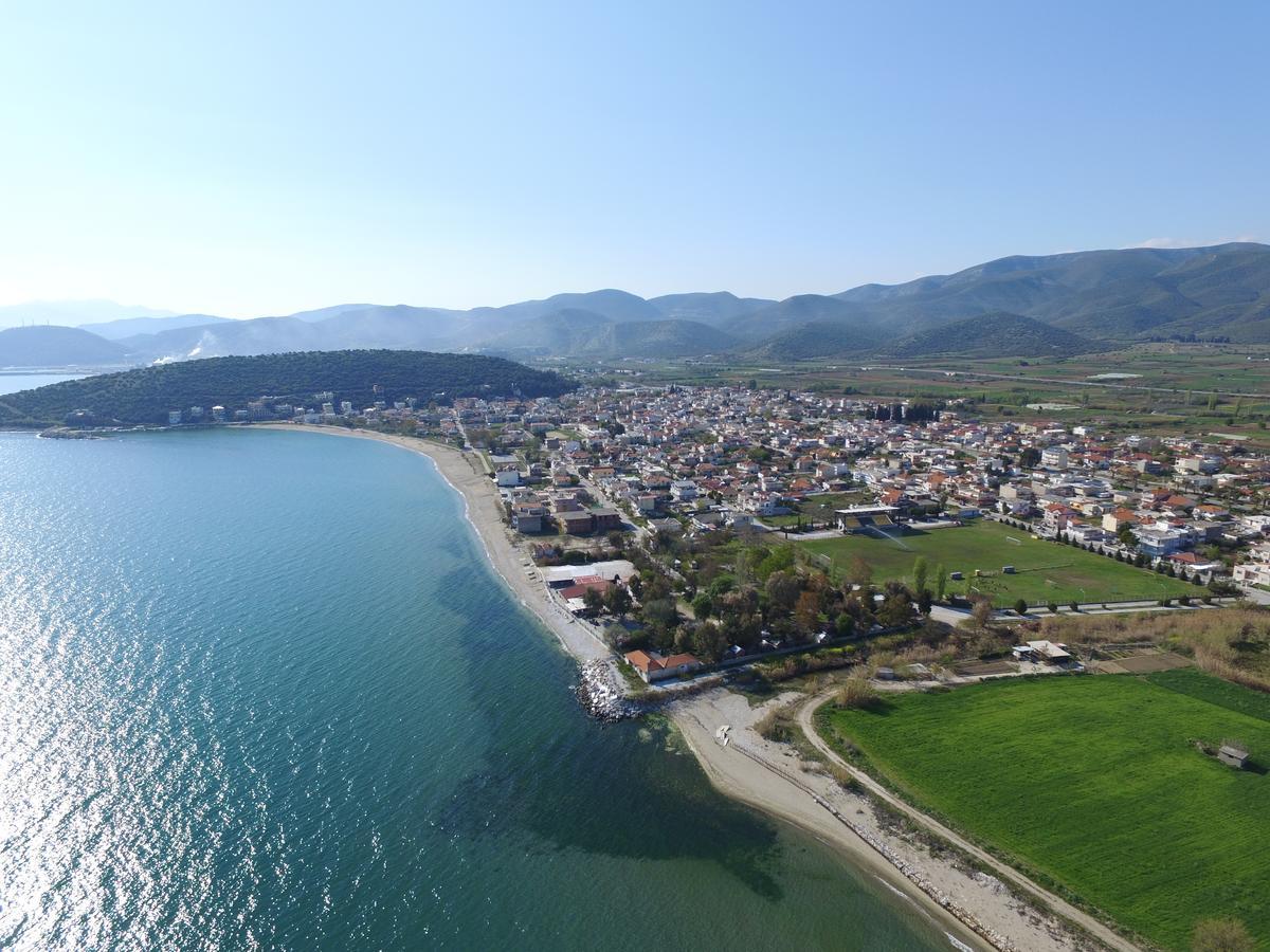 Hotel Paralia Nea Karvali Kültér fotó