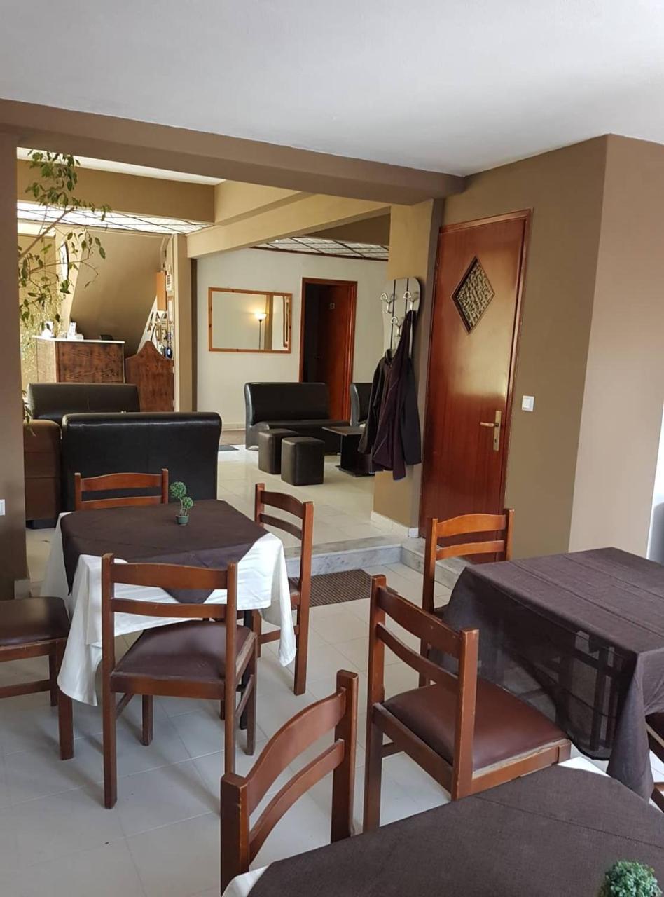 Hotel Paralia Nea Karvali Kültér fotó